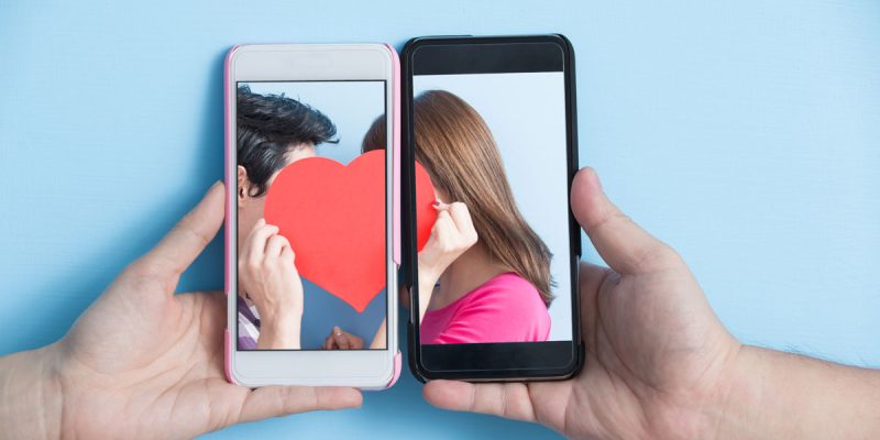 HIV Öpüşmeyle Bulaşır mı?